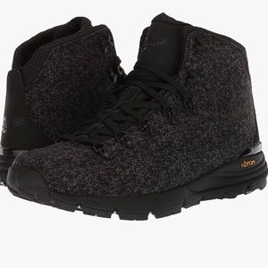 Danner Mountain 600 Enduroweave 4.5” - Black - Men’s 9
